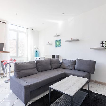 Ideally Placed To Visit Toulon + Bright Flat - Idealement Place Pour Visiter Toulon + Lumineux Exterior photo