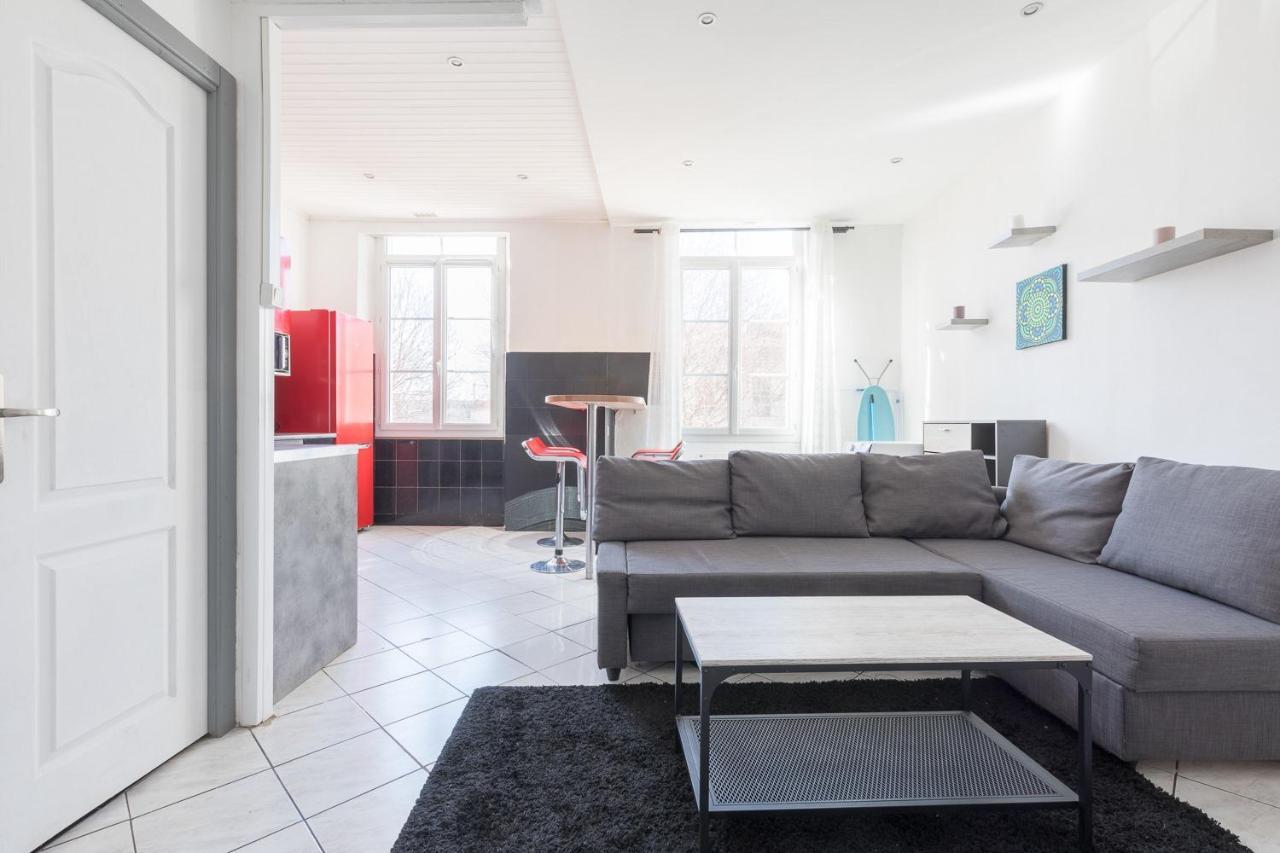 Ideally Placed To Visit Toulon + Bright Flat - Idealement Place Pour Visiter Toulon + Lumineux Exterior photo