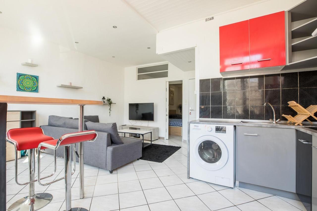 Ideally Placed To Visit Toulon + Bright Flat - Idealement Place Pour Visiter Toulon + Lumineux Exterior photo