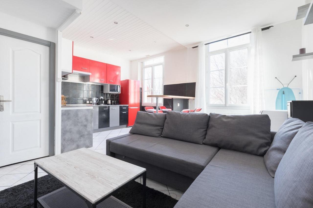 Ideally Placed To Visit Toulon + Bright Flat - Idealement Place Pour Visiter Toulon + Lumineux Exterior photo