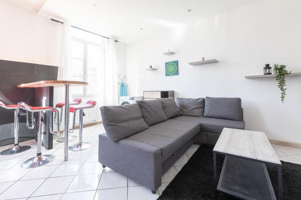 Ideally Placed To Visit Toulon + Bright Flat - Idealement Place Pour Visiter Toulon + Lumineux Exterior photo
