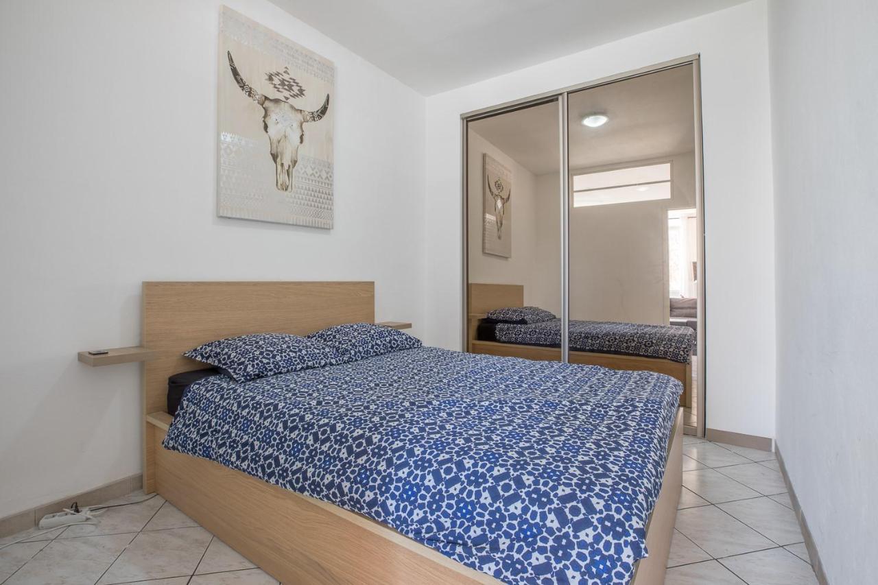 Ideally Placed To Visit Toulon + Bright Flat - Idealement Place Pour Visiter Toulon + Lumineux Exterior photo