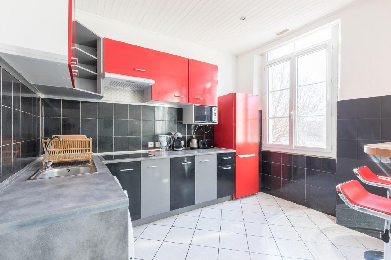 Ideally Placed To Visit Toulon + Bright Flat - Idealement Place Pour Visiter Toulon + Lumineux Exterior photo